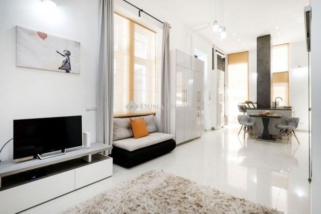 Eladó téglalakás, Budapesten, V. kerületben 117.36 M Ft