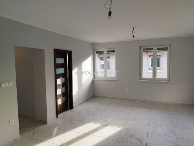 Eladó ikerház, Monoron 83.6 M Ft, 4 szobás / költözzbe.hu