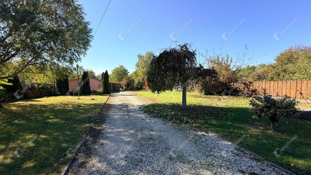 Eladó családi ház, Pilisen 81.9 M Ft, 5 szobás