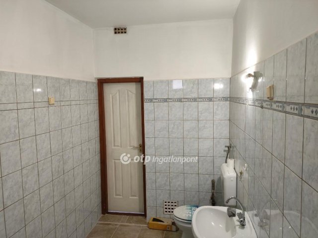 Eladó családi ház, Mezőberényben 21.5 M Ft, 2+1 szobás