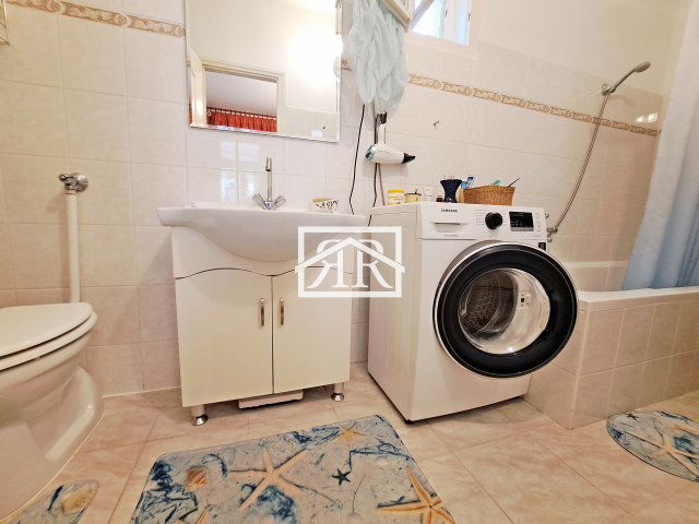 Eladó családi ház, Szegeden, Homoródi utcában 79.9 M Ft