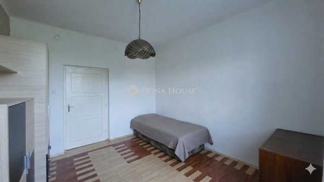 Eladó családi ház, Kisteleken 32 M Ft, 3 szobás