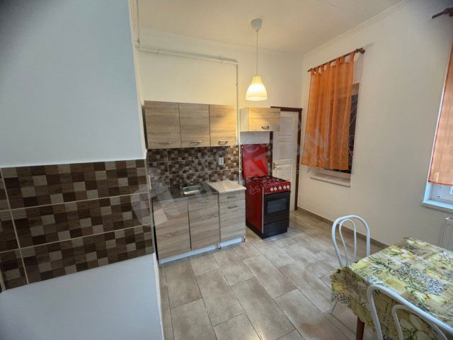 Kiadó családi ház, albérlet, XVII. kerületben, Ecsedháza utcában