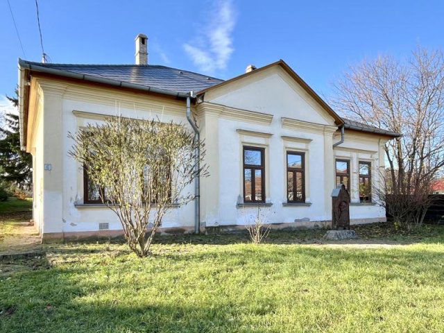 Eladó családi ház, Tápióságon 125 M Ft, 4 szobás