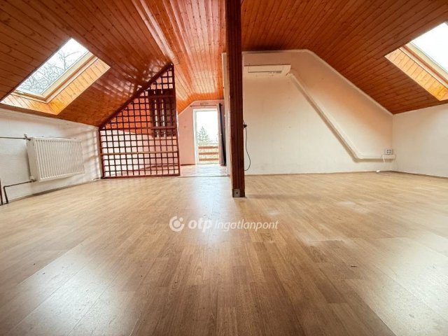 Eladó családi ház, Monorierdőn 71.9 M Ft, 2+2 szobás