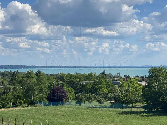 Eladó mezogazdasagi ingatlan, Balatonkenesén 179 M Ft
