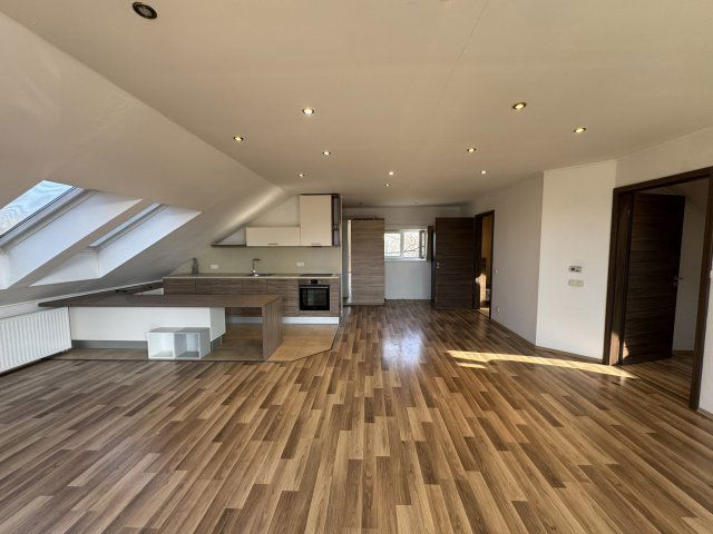 Kiadó családi ház, albérlet, Budapesten, XVII. kerületben