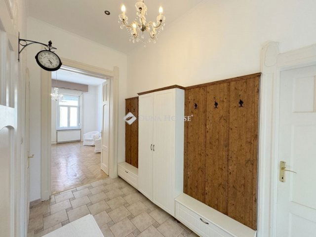 Eladó téglalakás, Budapesten, XII. kerületben 87 M Ft, 2 szobás