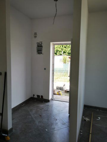 Kiadó családi ház, albérlet, Szegeden, Menta utcában, 3 szobás