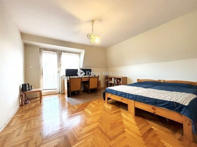 Eladó családi ház, Budapesten, III. kerületben 203.32 M Ft