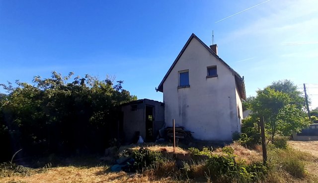 Eladó családi ház, Pilisen 24.9 M Ft, 2 szobás