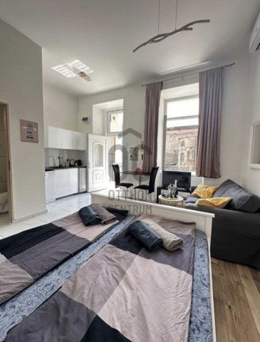 Eladó téglalakás, Budapesten, VII. kerületben 152 M Ft, 3 szobás