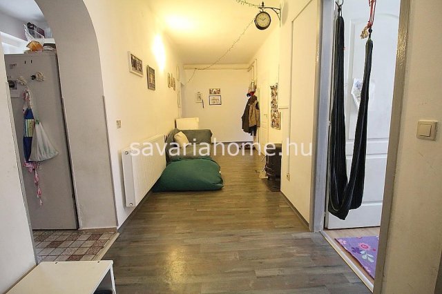 Eladó családi ház, Szombathelyen 63.9 M Ft, 4 szobás