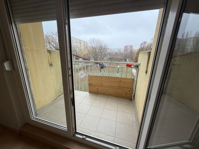 Eladó panellakás, III. kerületben, Pablo Neruda utcában