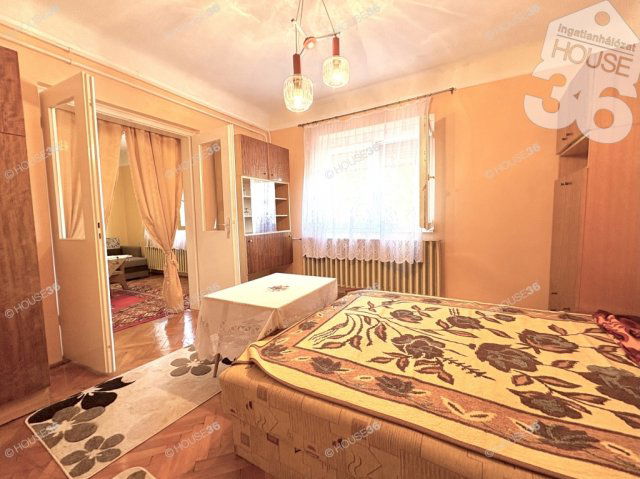 Eladó családi ház, Nyárlőrincen 36.5 M Ft, 3 szobás
