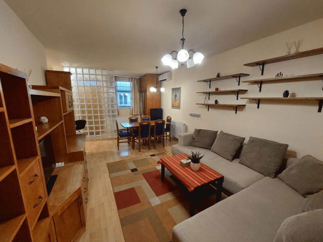 Kiadó téglalakás, albérlet, V. kerületben, József nádor téren