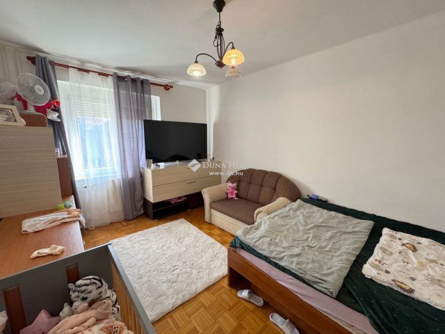 Eladó téglalakás, Nyíregyházán 37.9 M Ft, 2 szobás