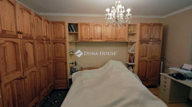 Eladó családi ház, Kecskeméten 139.9 M Ft, 4 szobás