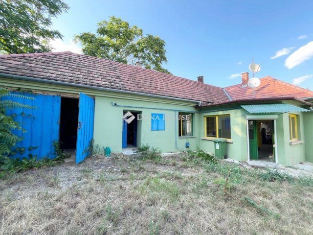 Eladó családi ház, Csipkereken 19.5 M Ft, 2 szobás