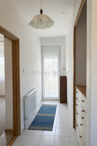 Eladó családi ház, Cserkeszőlőn 68 M Ft, 4 szobás