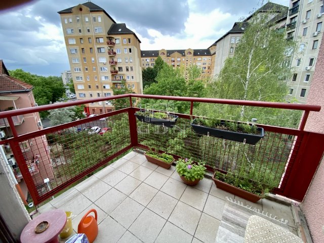 Eladó panellakás, Budapesten, IV. kerületben 89.9 M Ft