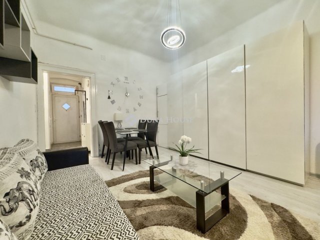 Eladó téglalakás, Budapesten, IV. kerületben 30 M Ft, 1 szobás