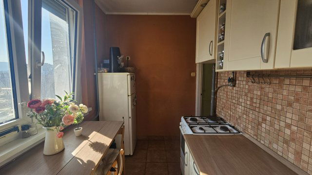 Eladó panellakás, Budapesten, III. kerületben 64.9 M Ft