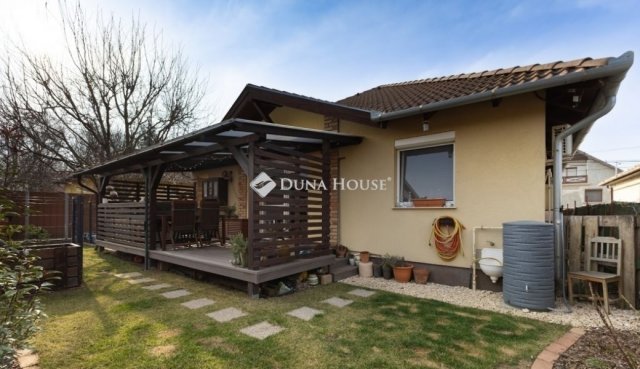 Eladó téglalakás, Gyömrőn 81.9 M Ft, 3 szobás