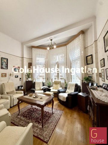 Eladó téglalakás, Budapesten, VII. kerületben, Akácfa utcában