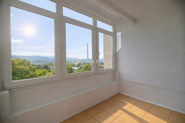 Eladó panellakás, Budapesten, III. kerületben 73.99 M Ft