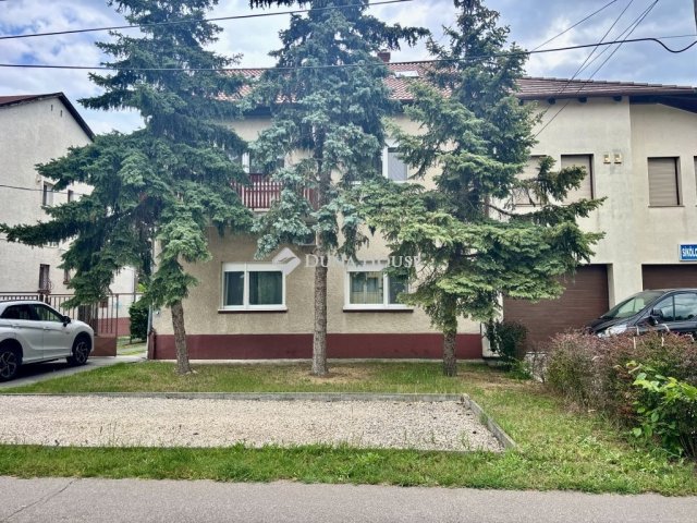 Eladó ikerház, Budapesten, XIV. kerületben 122.9 M Ft, 3+1 szobás