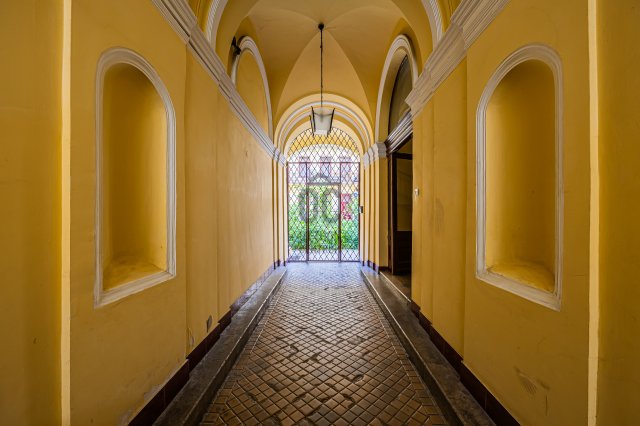Eladó téglalakás, Budapesten, VI. kerületben 99.9 M Ft, 2 szobás