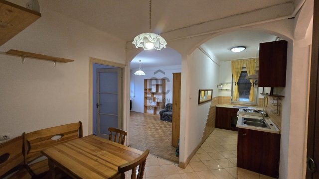 Eladó téglalakás, Nyíregyházán 48 M Ft, 3 szobás