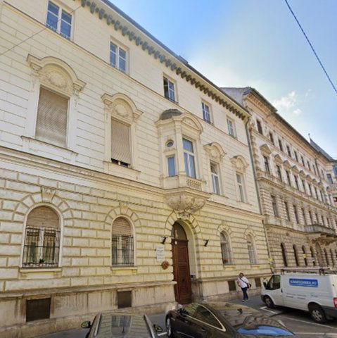 Eladó téglalakás, Budapesten, VI. kerületben 40 M Ft, 2 szobás