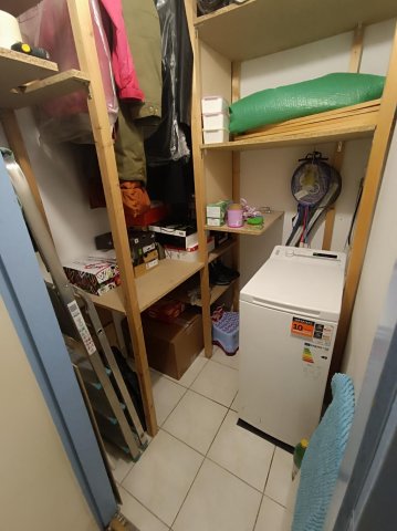 Eladó panellakás, Budapesten, III. kerületben, Lajos utcában