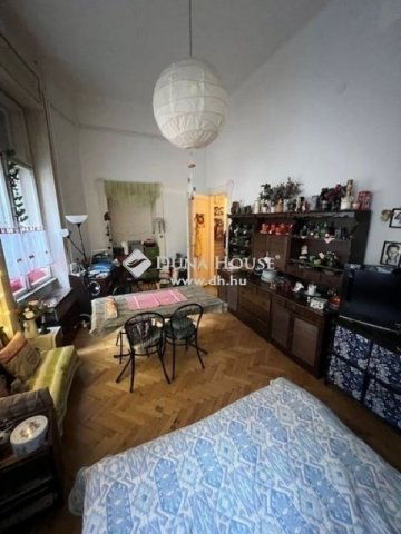 Eladó téglalakás, Budapesten, V. kerületben 68 M Ft, 2 szobás