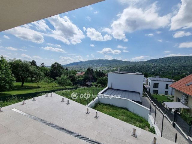Eladó családi ház, Budapesten, III. kerületben 249 M Ft