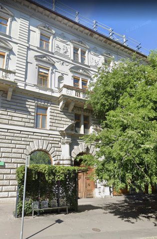 Eladó téglalakás, Budapesten, V. kerületben, Nyugati téren