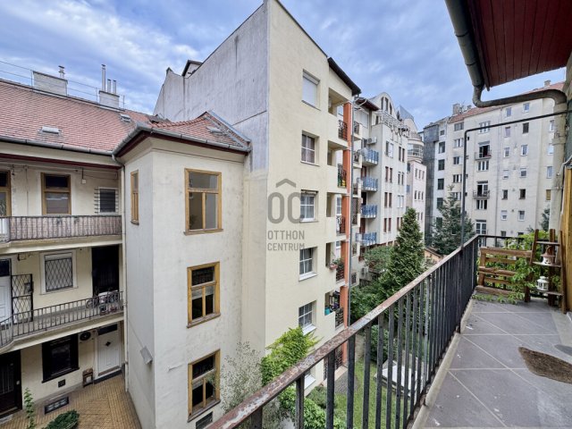 Eladó téglalakás, Budapesten, IX. kerületben 43.5 M Ft, 1 szobás