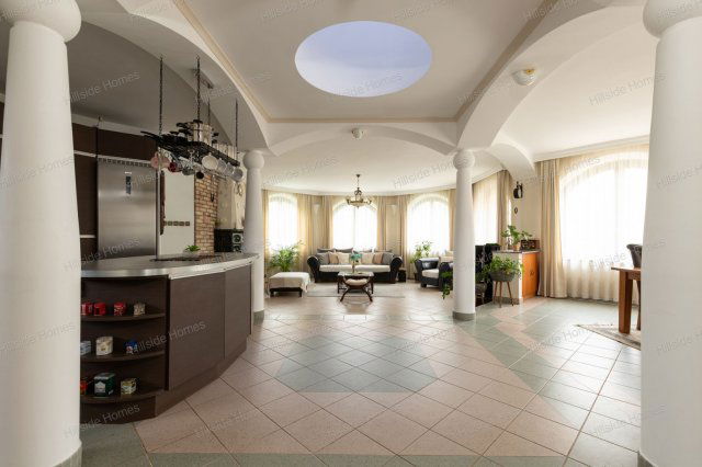 Eladó családi ház, Budapesten, XVIII. kerületben 279 M Ft