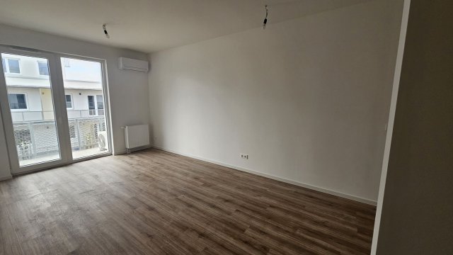 Kiadó panellakás, albérlet, Debrecenben 210 E Ft / hó, 2 szobás