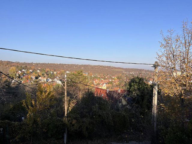 Eladó családi ház, Budapesten, III. kerületben 59.9 M Ft