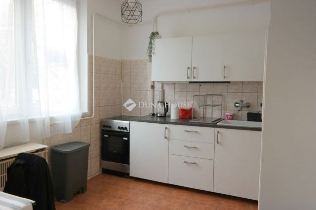 Eladó téglalakás, Budapesten, XX. kerületben 52.3 M Ft, 1 szobás