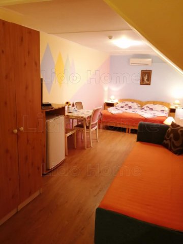 Kiadó téglalakás, albérlet, Siófokon 250 E Ft / hó, 3 szobás