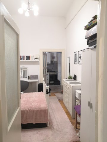 Eladó téglalakás, Budapesten, VIII. kerületben, Kálvária téren