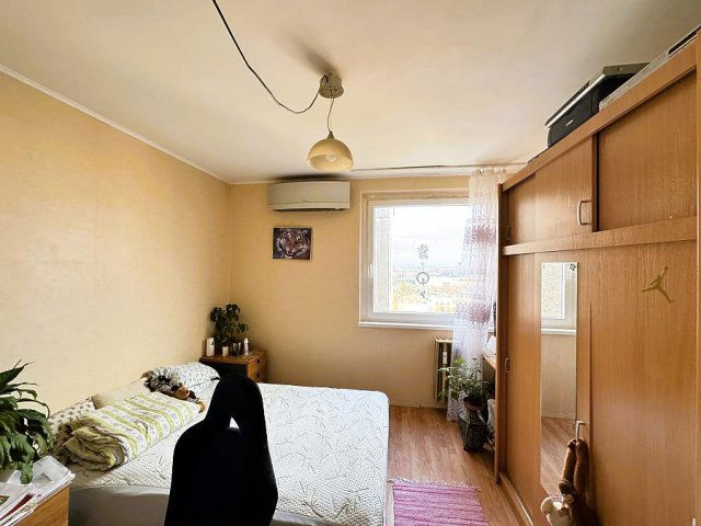 Eladó panellakás, Budapesten, III. kerületben 63.9 M Ft, 2 szobás