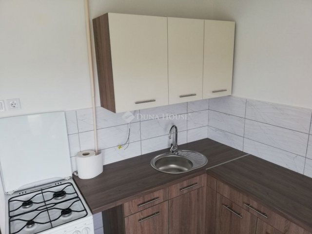 Eladó téglalakás, Miskolcon 26.9 M Ft, 1 szobás