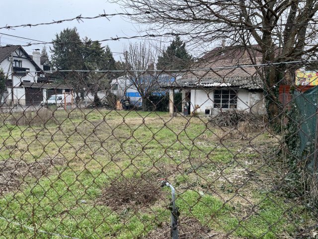 Kiadó telek, Budapesten, XVI. kerületben, Rákóczi úton