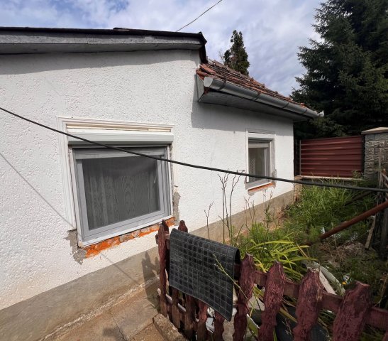 Eladó családi ház, Nyíregyházán 13.9 M Ft, 2 szobás