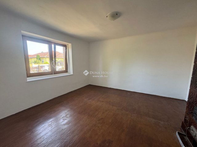 Eladó családi ház, Kállósemjénen 35 M Ft, 2 szobás